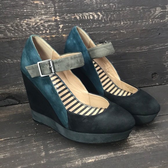 Splendid Shoes - Splendid Wedge Heel Mary Janes Size 8.5M